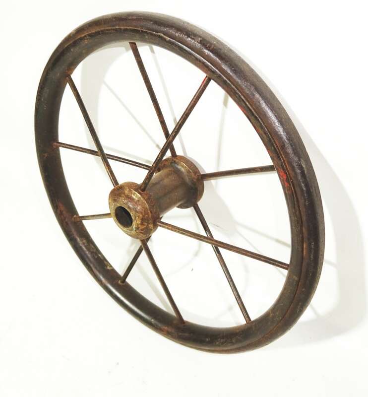 2 alte Wagenräder Ø 20 cm Kinderwagenräder Deko Vintage Räder Rad wheels !