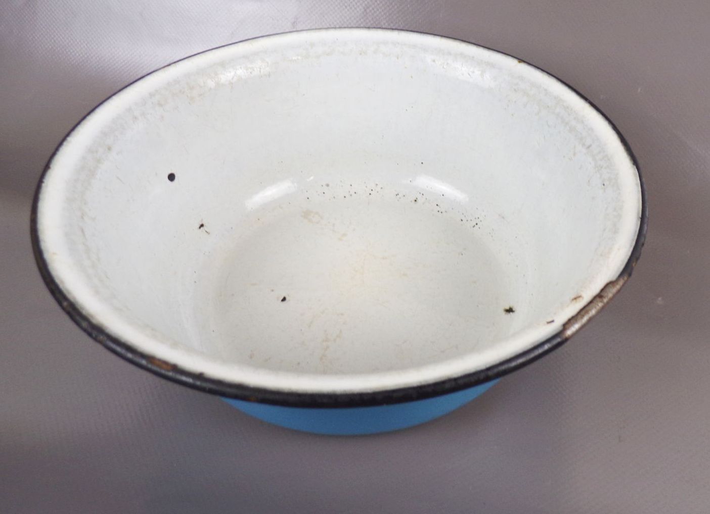 Alte Emailschüssel blau Emaille Dekoration Shabby Chic Pflanzgefäß Schale