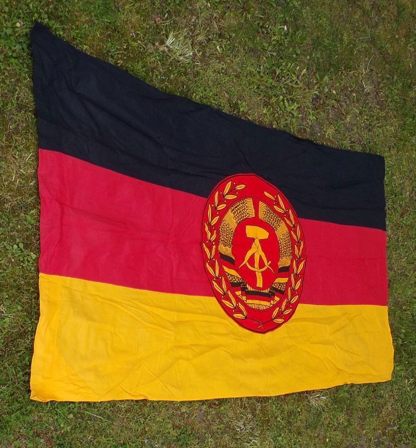 DDR Armeefahne NVA Volksarmee Fahne 120 x 200 cm Flagge Dienstflagge 