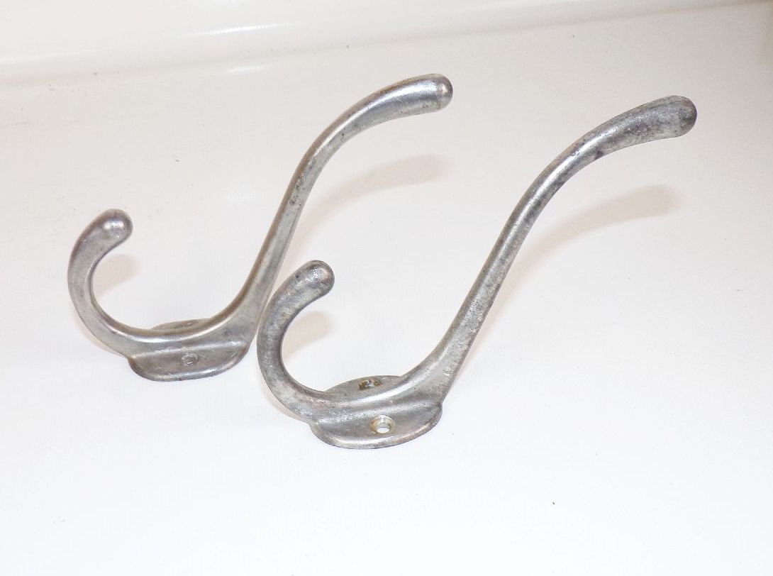 Kleiderhaken 2 Stück Aluminium für Garderobe alte Haken Kleiderhaken 2 Stück Aluminium für Garderobe alte Haken