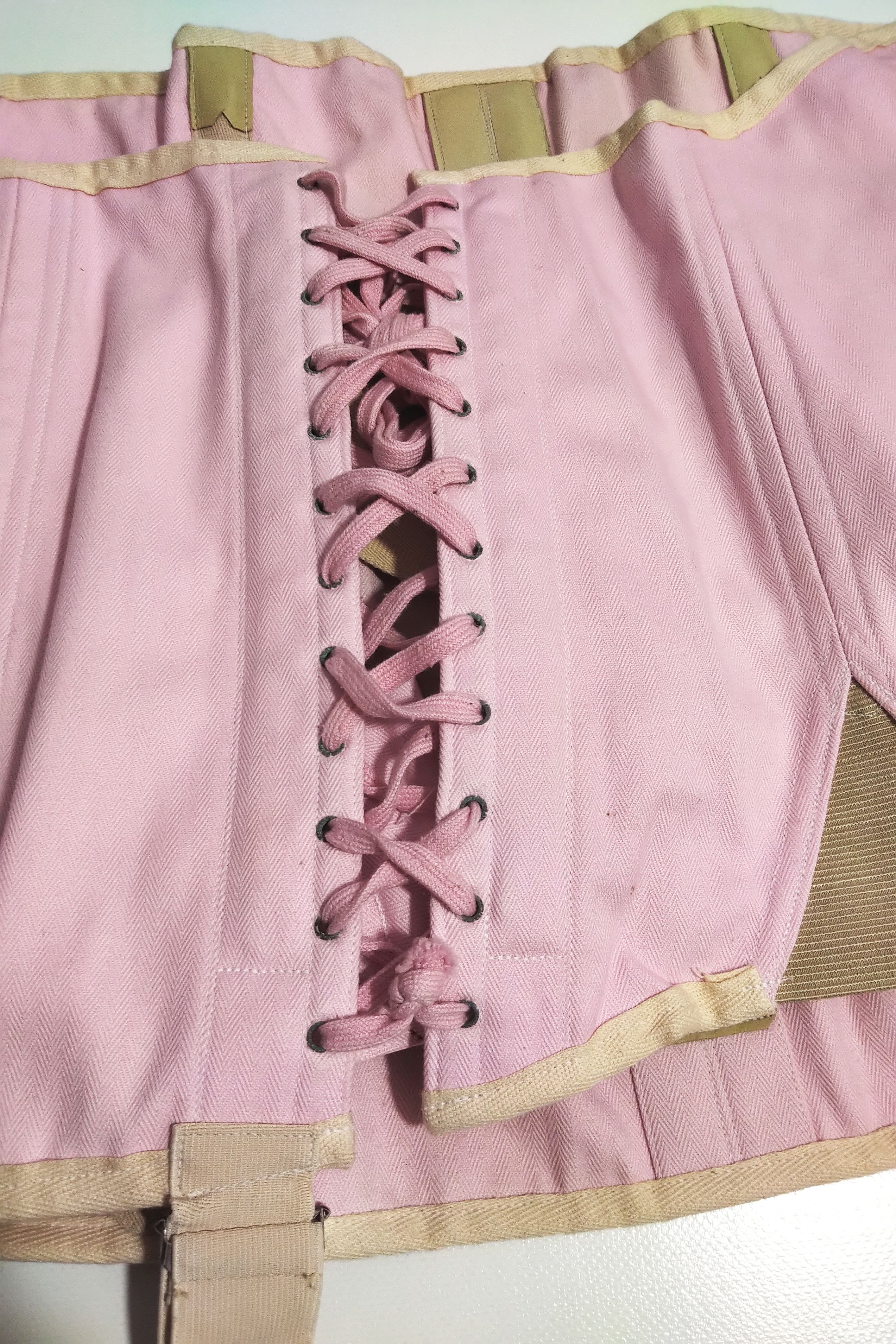 Altes Korsett rosa Corsage zum Schnüren Original Vintage Mieder