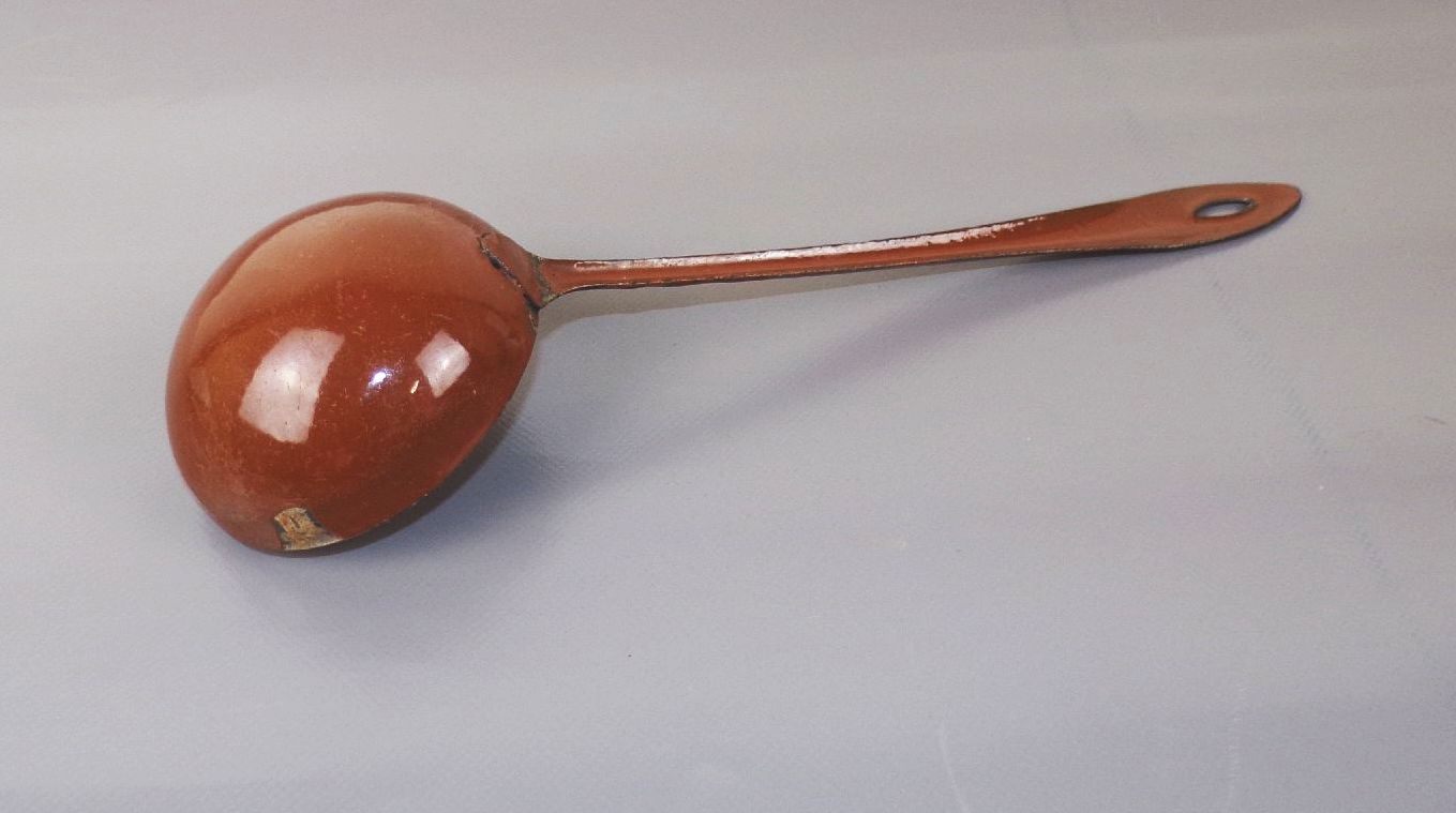 Alte Schöpfkelle Emaille braun Kelle Deko Vintage email