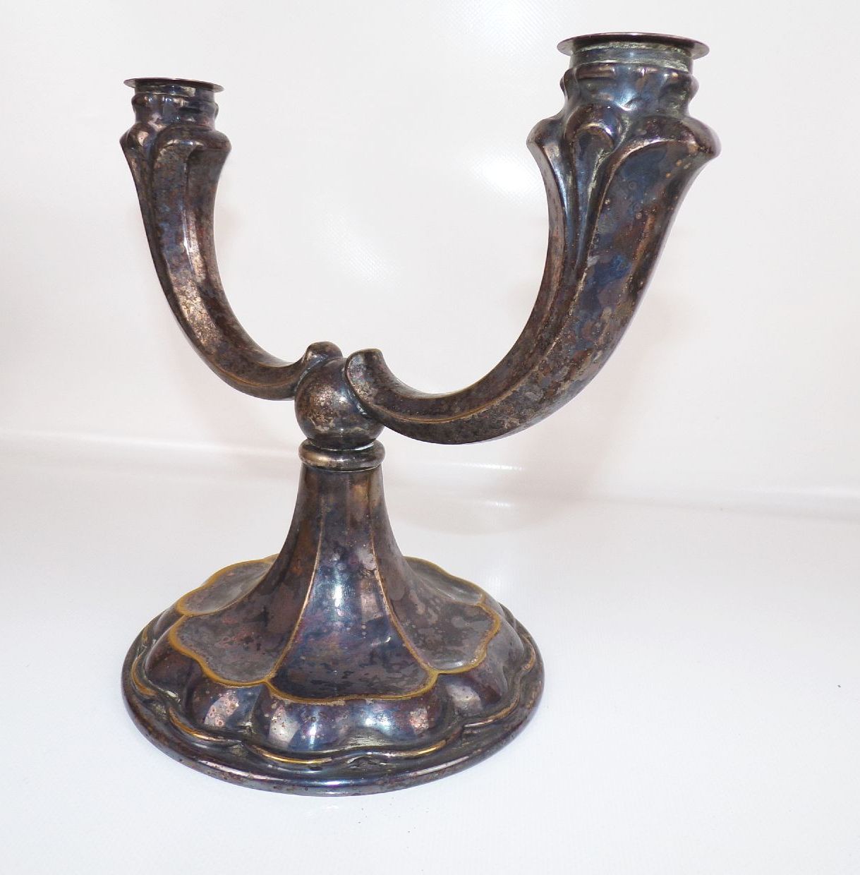 Alter Kerzenständer Kerzenhalter 2armig Metall Shabby Chic Alter Kerzenständer Kerzenhalter 2armig Metall Shabby Chic