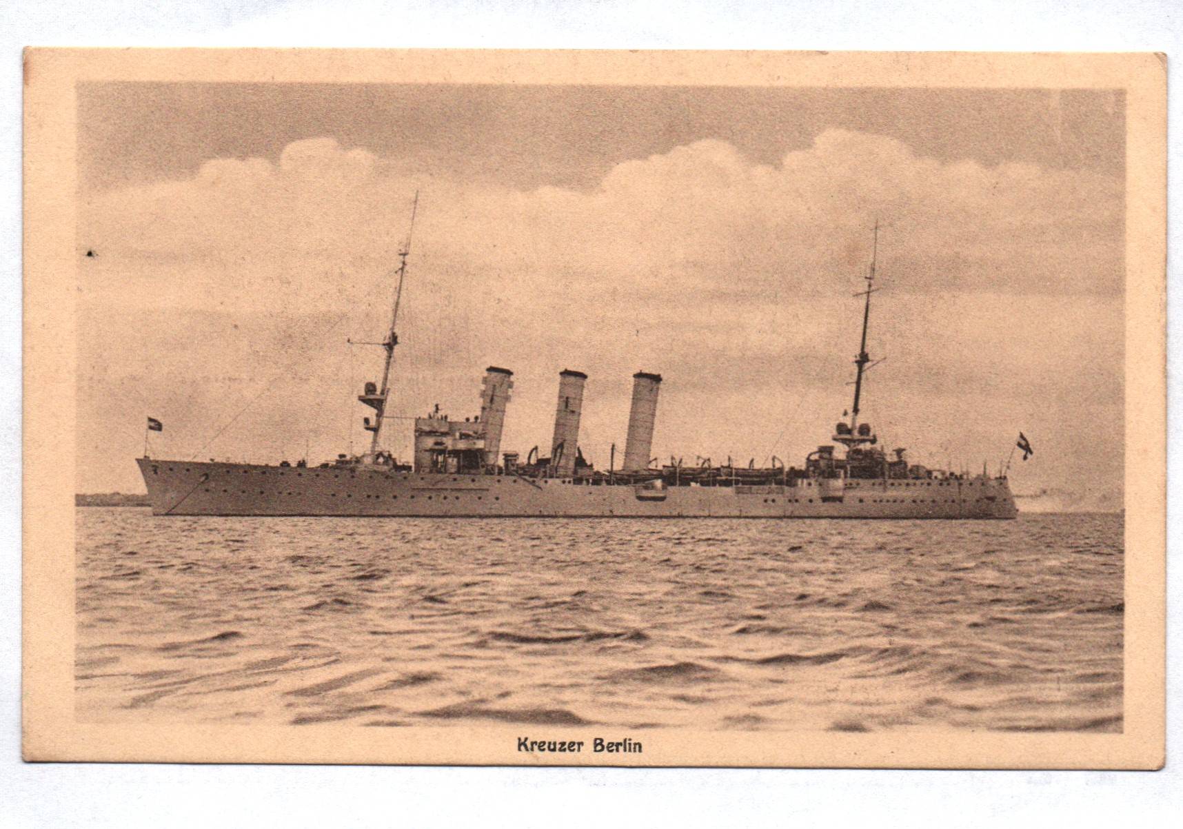 Ak Kreuzer Berlin 1927