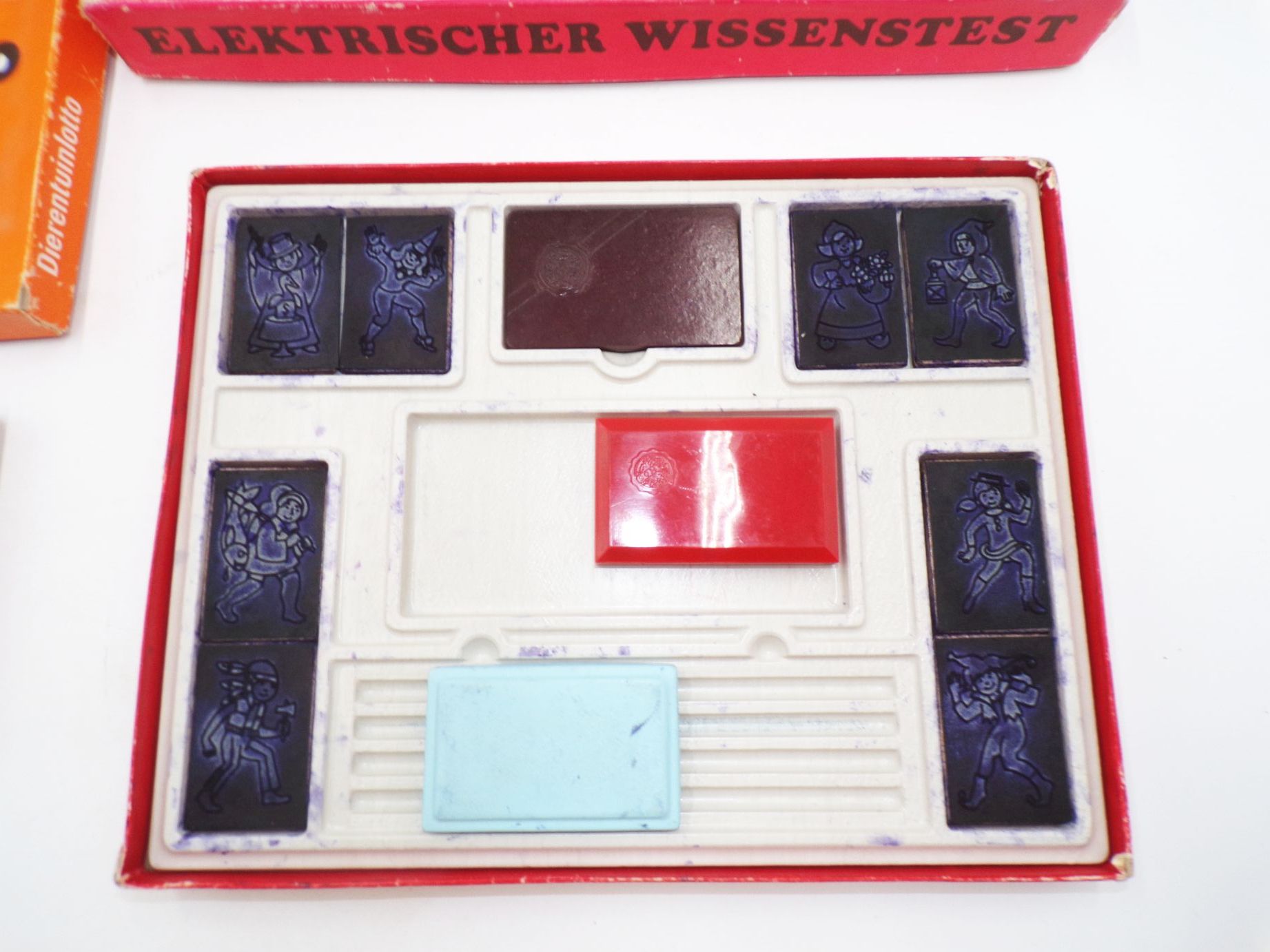 DDR Spiele Tierpark Lotto Elektrischer Wissenstest Stempelspiel Figurenlegespiel DDR Spiele Tierpark Lotto Elektrischer Wissenstest Stempelspiel Figurenlegespiel