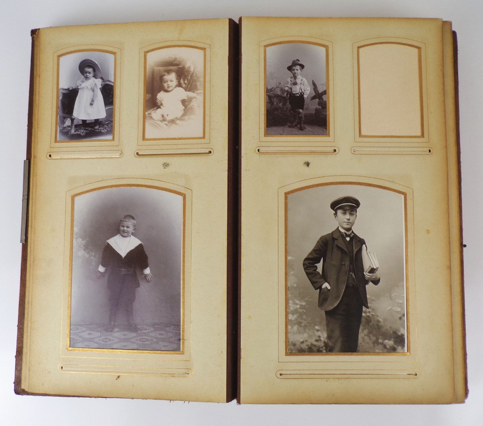 Jugendstil Fotoalbum CDV Fotos Kabinettfotos um 1900