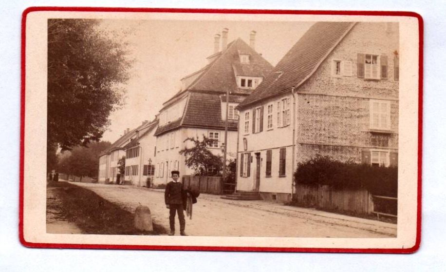 CDV Foto Strasse in Königsfeld Junge Wohnhaus um 1870 CDV Foto Strasse in Königsfeld Junge Wohnhaus um 1870