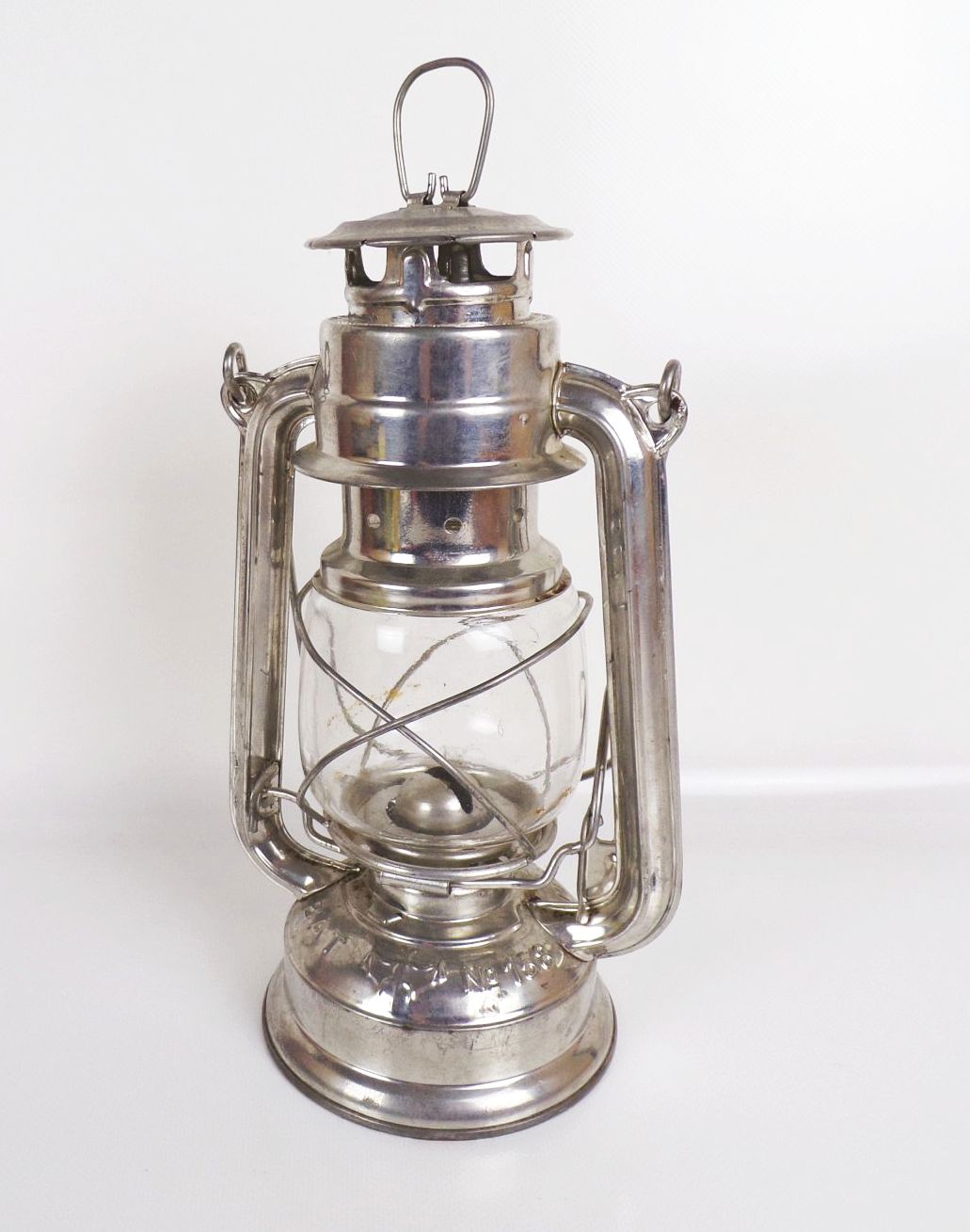 Bat Sturmlaterne 158 mit OVP Petroleumlampe Bat Sturmlaterne 158 mit OVP Petroleumlampe