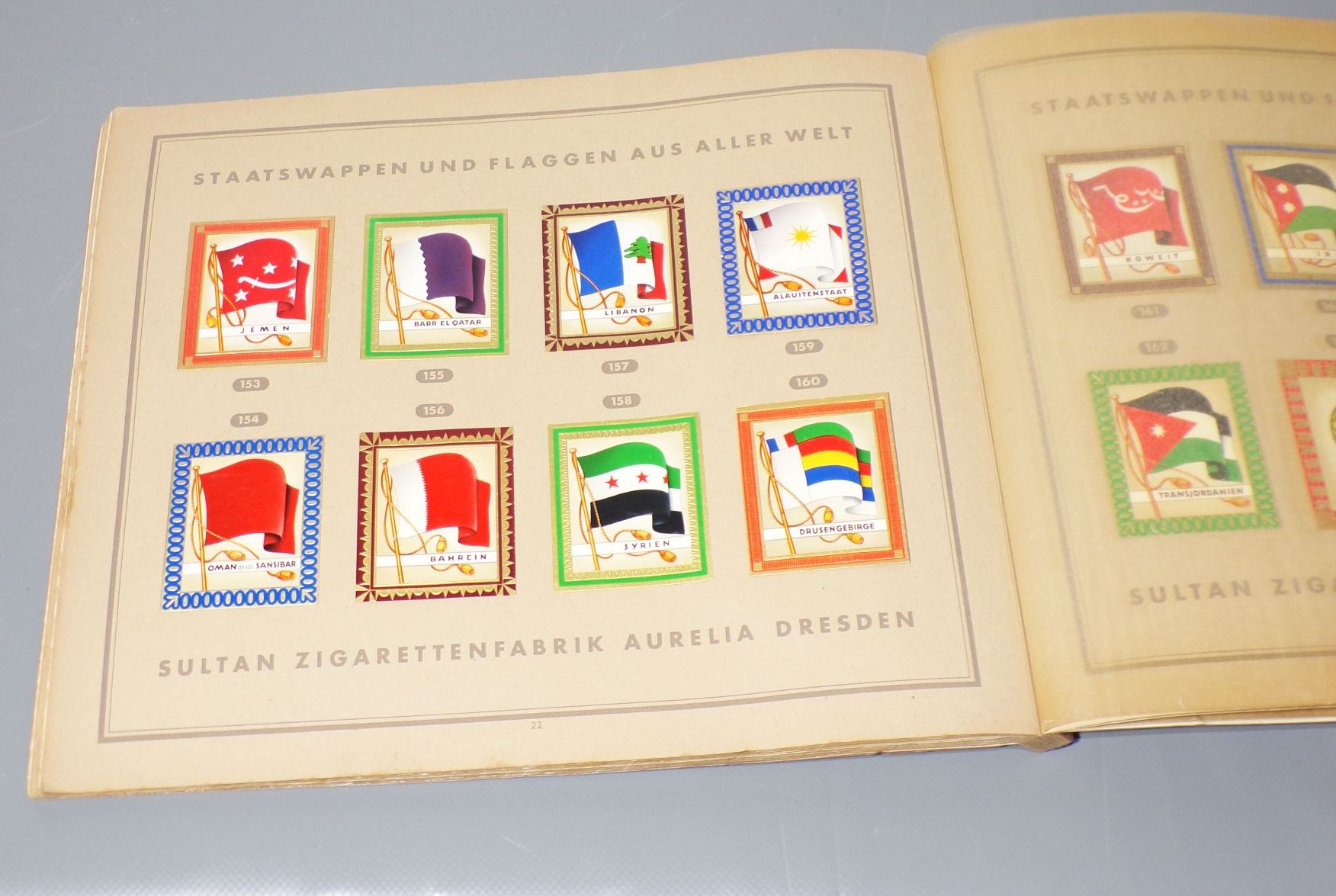 Flaggen der Welt Sammelbilderalben 2 Stück Staatswappen und Flaggen 1936 