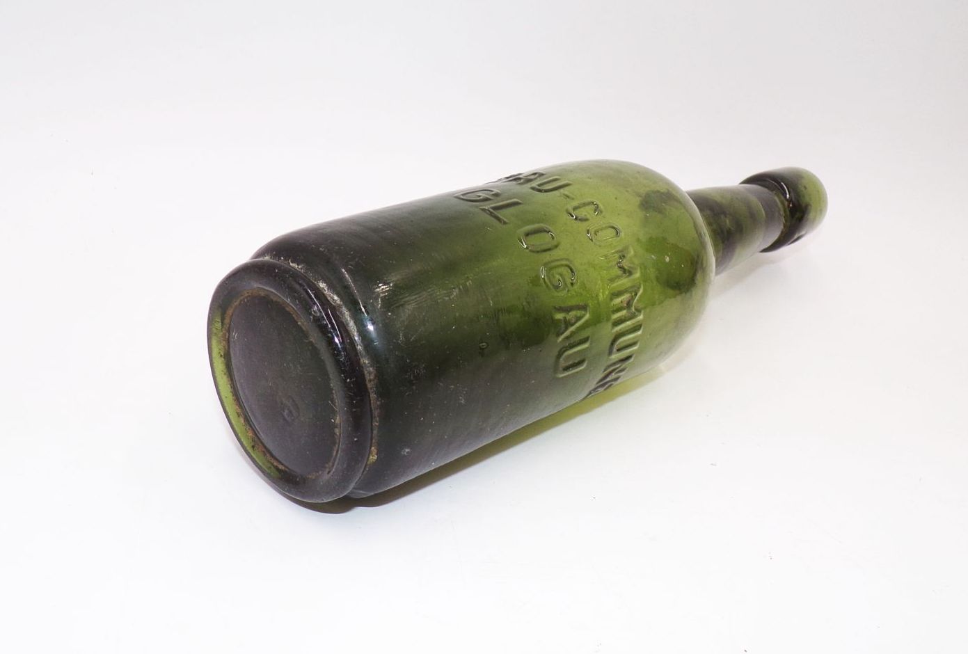 Alte Bierflasche Brau Commune Glogau Schlesien um 1920 verziert 