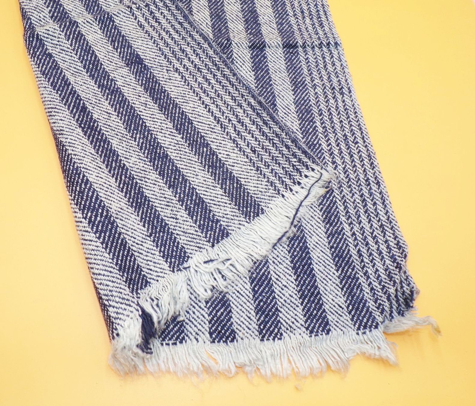 Altes DDR Handtuch blau weiß liniert 46 x 112 cm Vintage