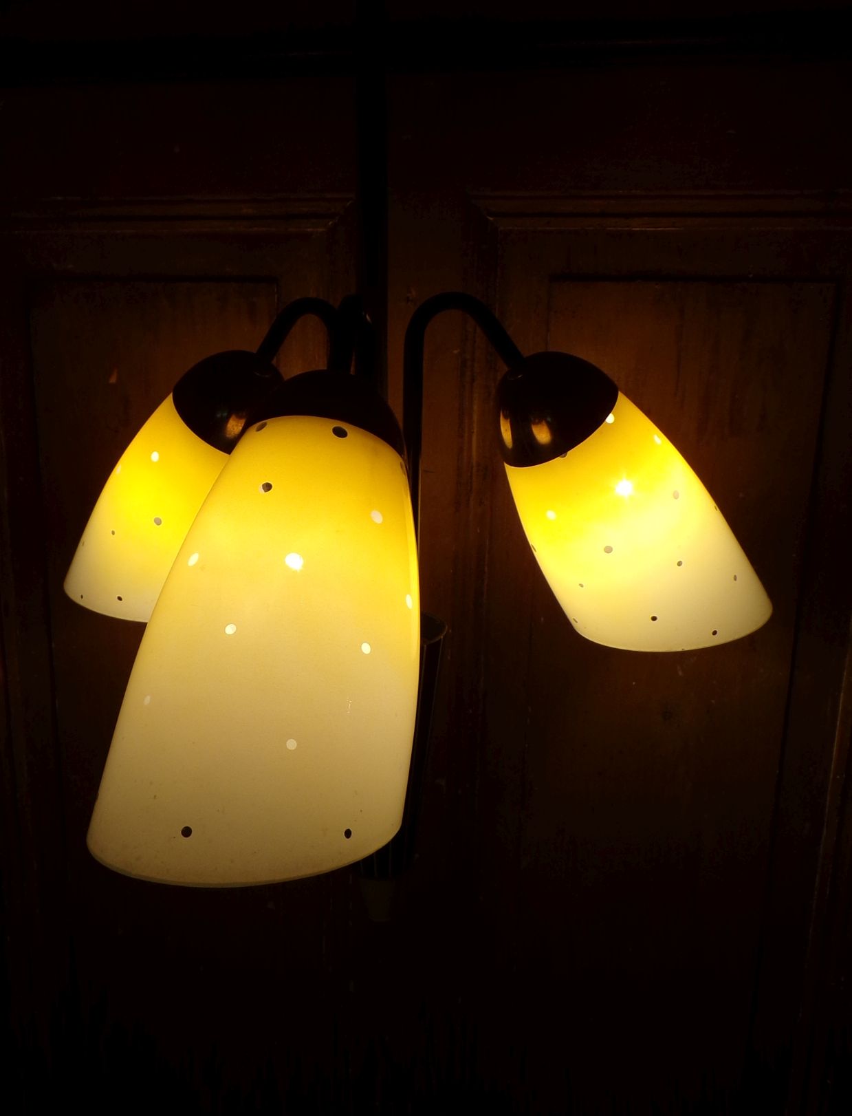 Alte Deckenlampe 3flamig Gelb E27 Rockabilly Leuchte Tütenlampe