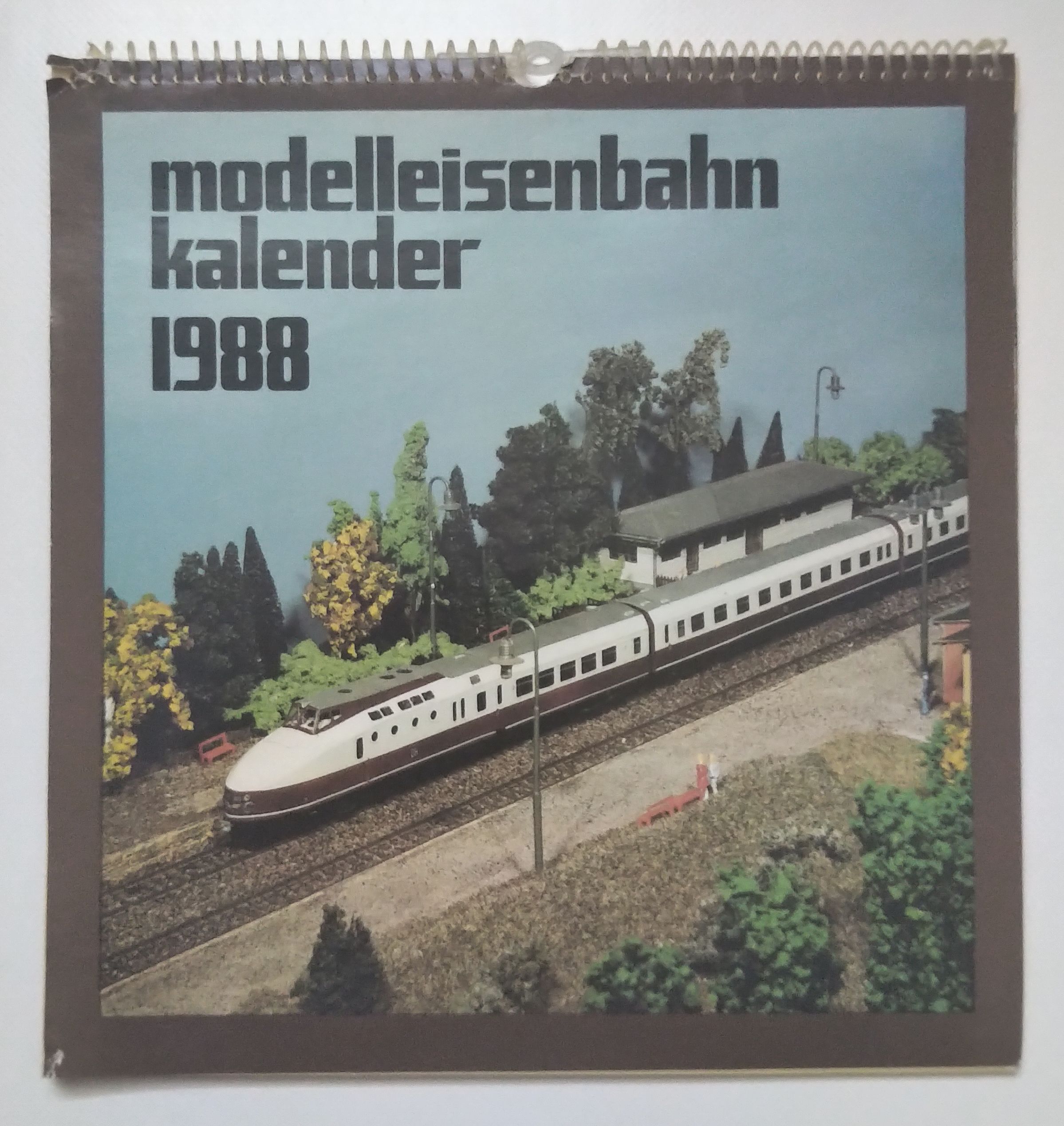 Modelleisenbahn Kalender 1988 Bahnhof Jocketa Karlex