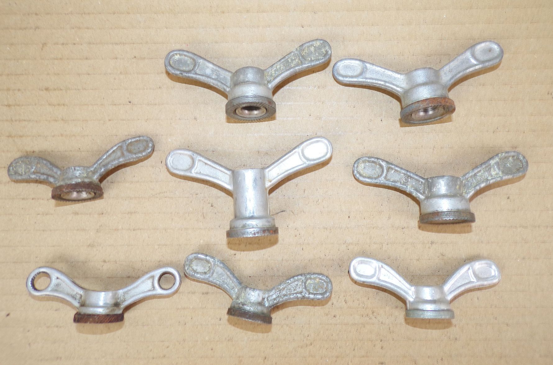 Alte Flügelmutter 8 Stück Renak Diamant für Fahrrad Oldtimer