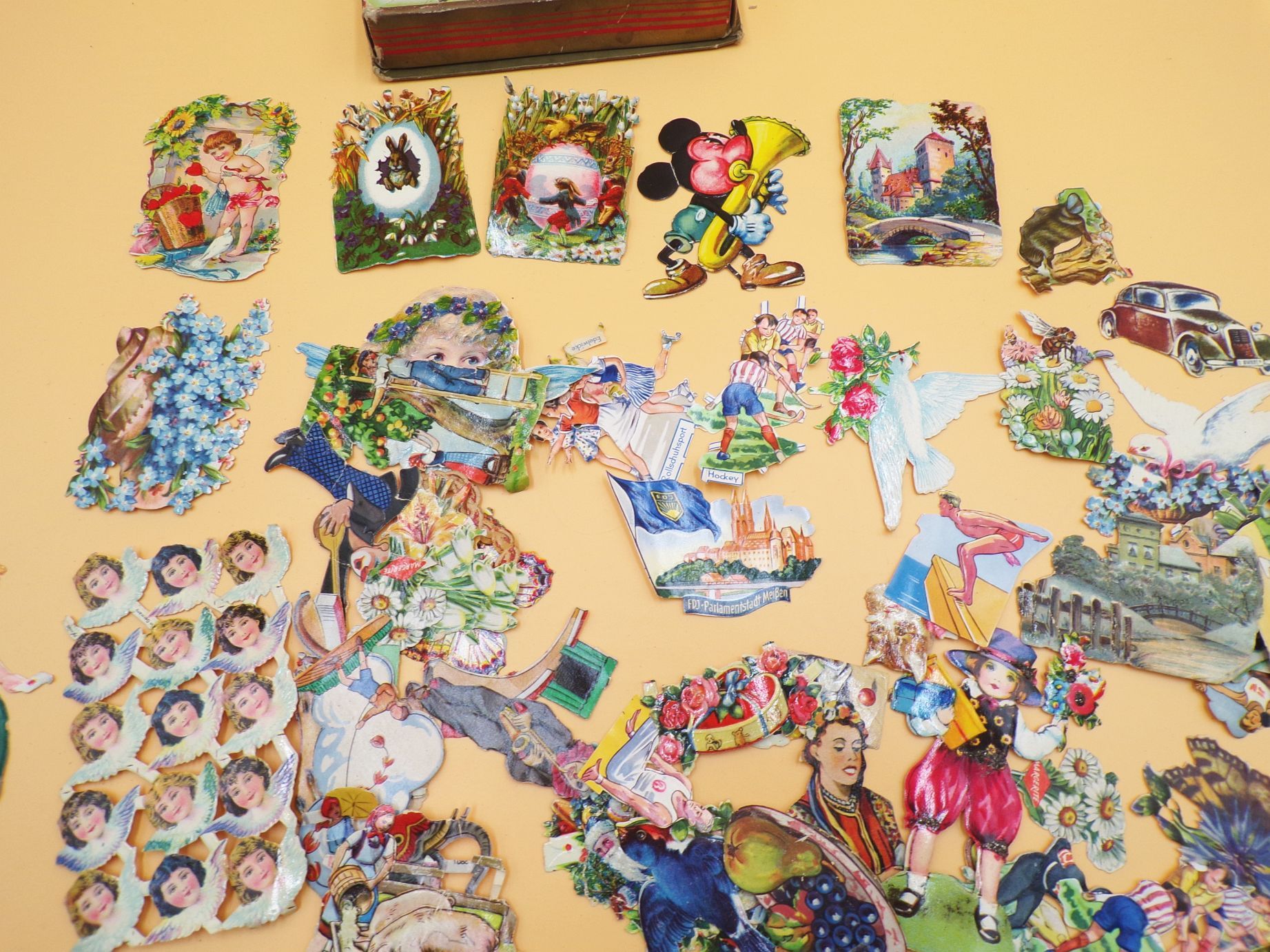 Konvolut alter Oblaten Stammbuchbilder Konvolut alter Oblaten Stammbuchbilder