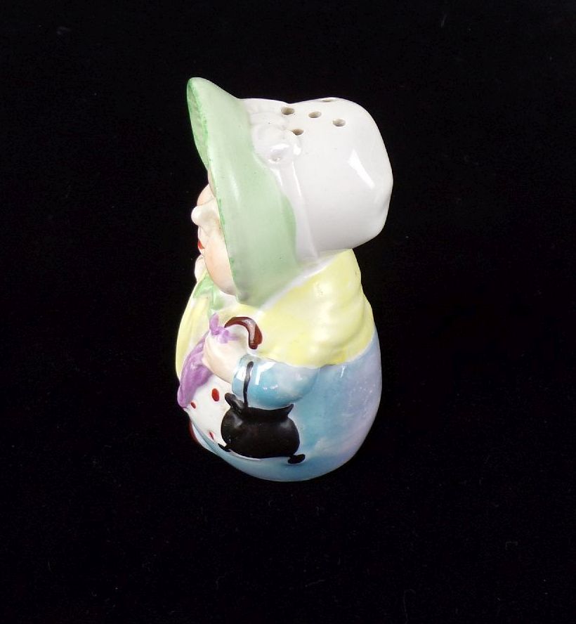 Alte Salzstreuer Pfefferstreuer Figuren googly Porzellan Figuren