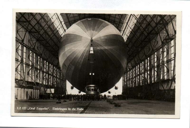 Ak Foto Graf Zeppelin – Einbringen in die Halle