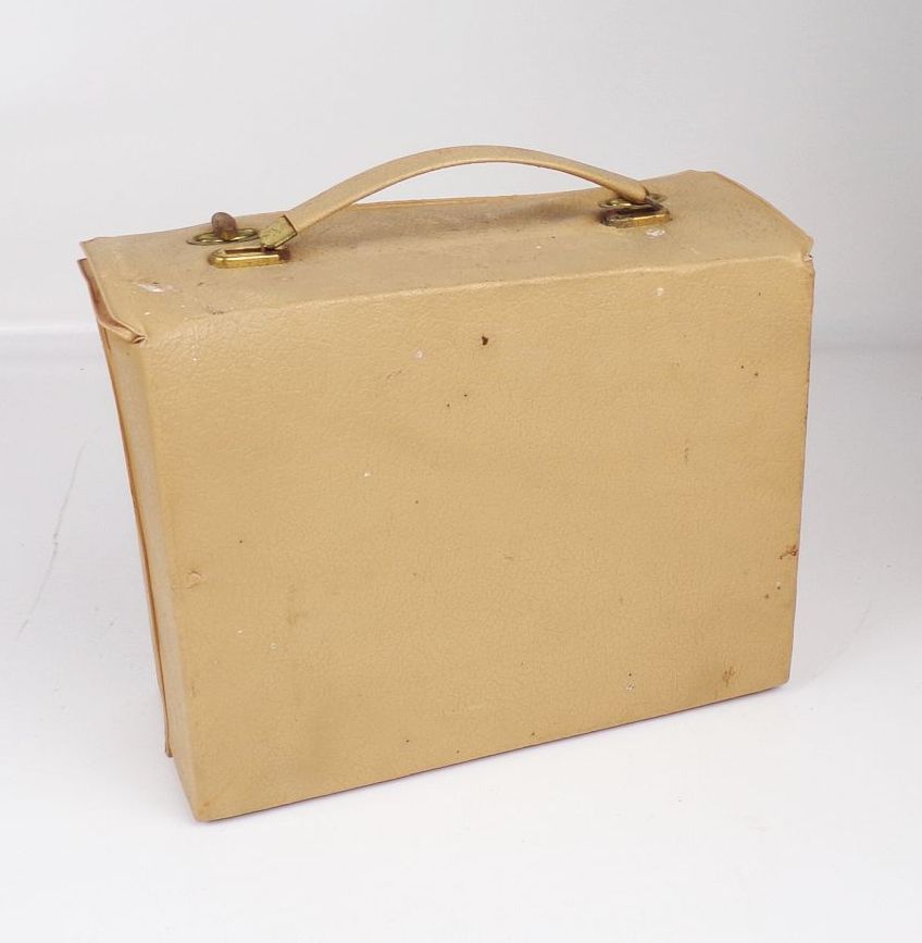 Koffer Bürsten für die Autopflege DDR Oldtimer Trabant Wartburg Vintage