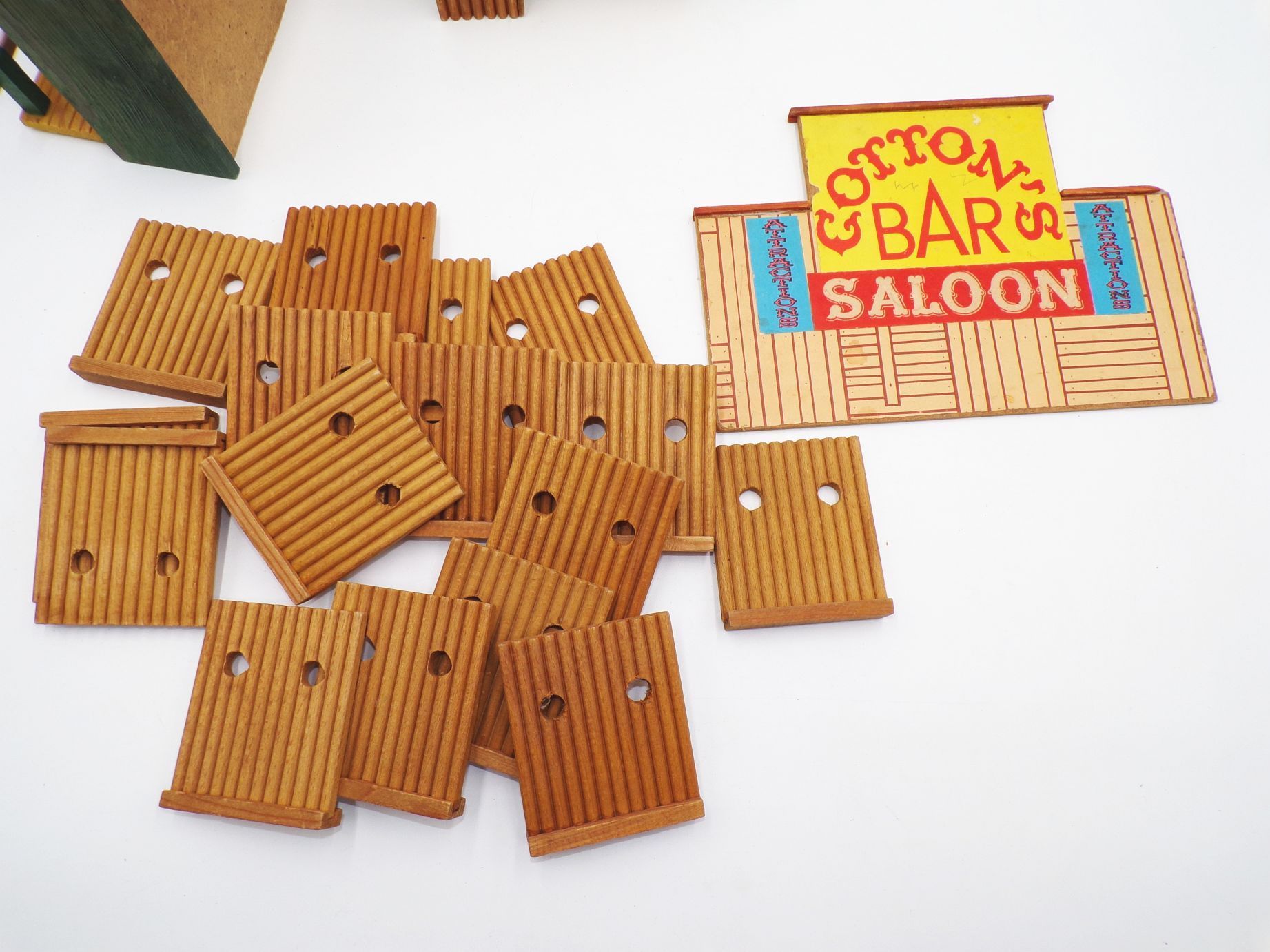 Konvolut Wildwest Häuser Saloon DDR