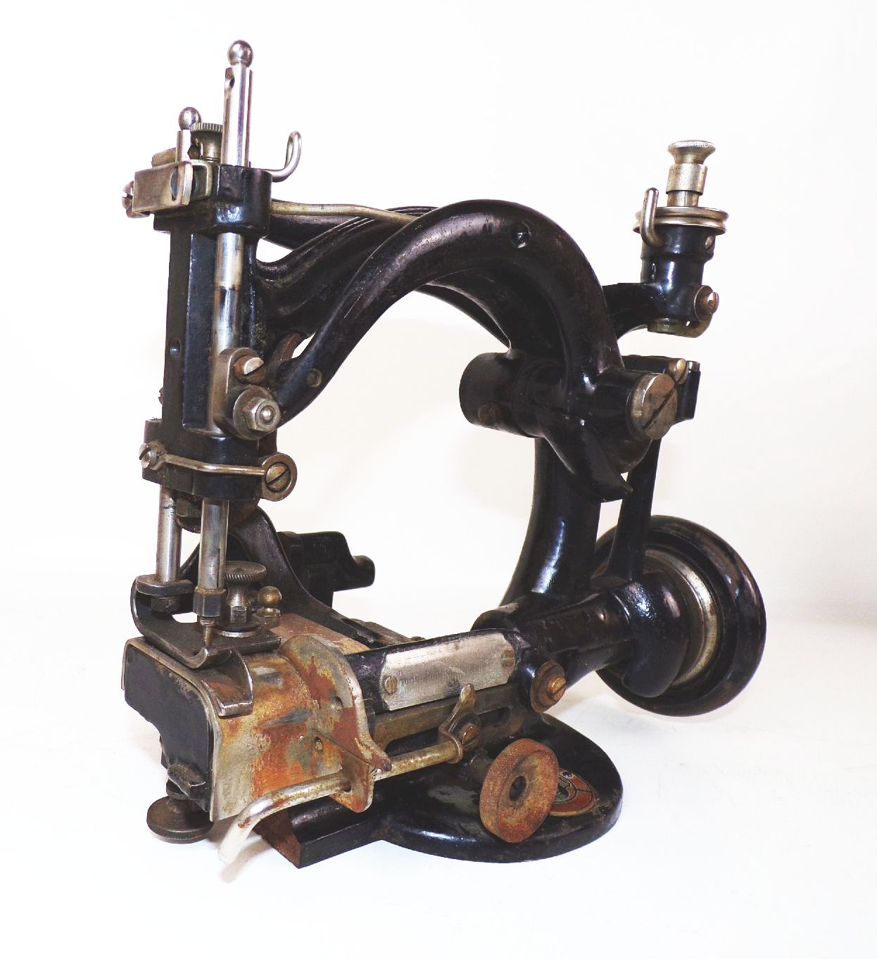 Alte Nähmaschine Hutnähmaschine Hutmacher GJ Werkzeug Antik 