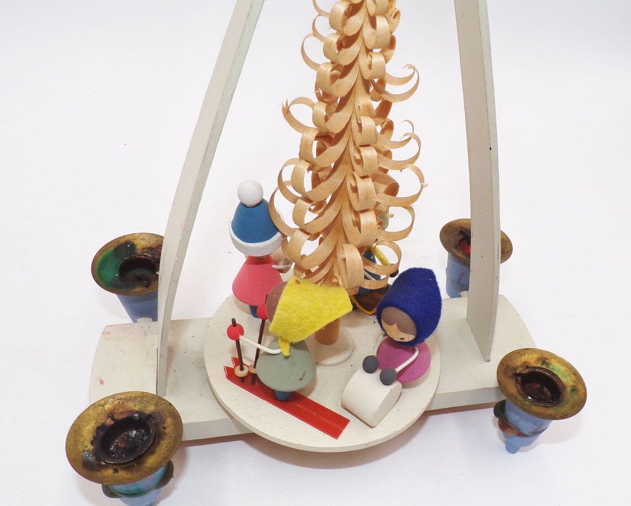 Vero Pyramide Kinder im Schnee Originalkarton Weihnachtsschmuck Vero Pyramide Kinder im Schnee Originalkarton Weihnachtsschmuck