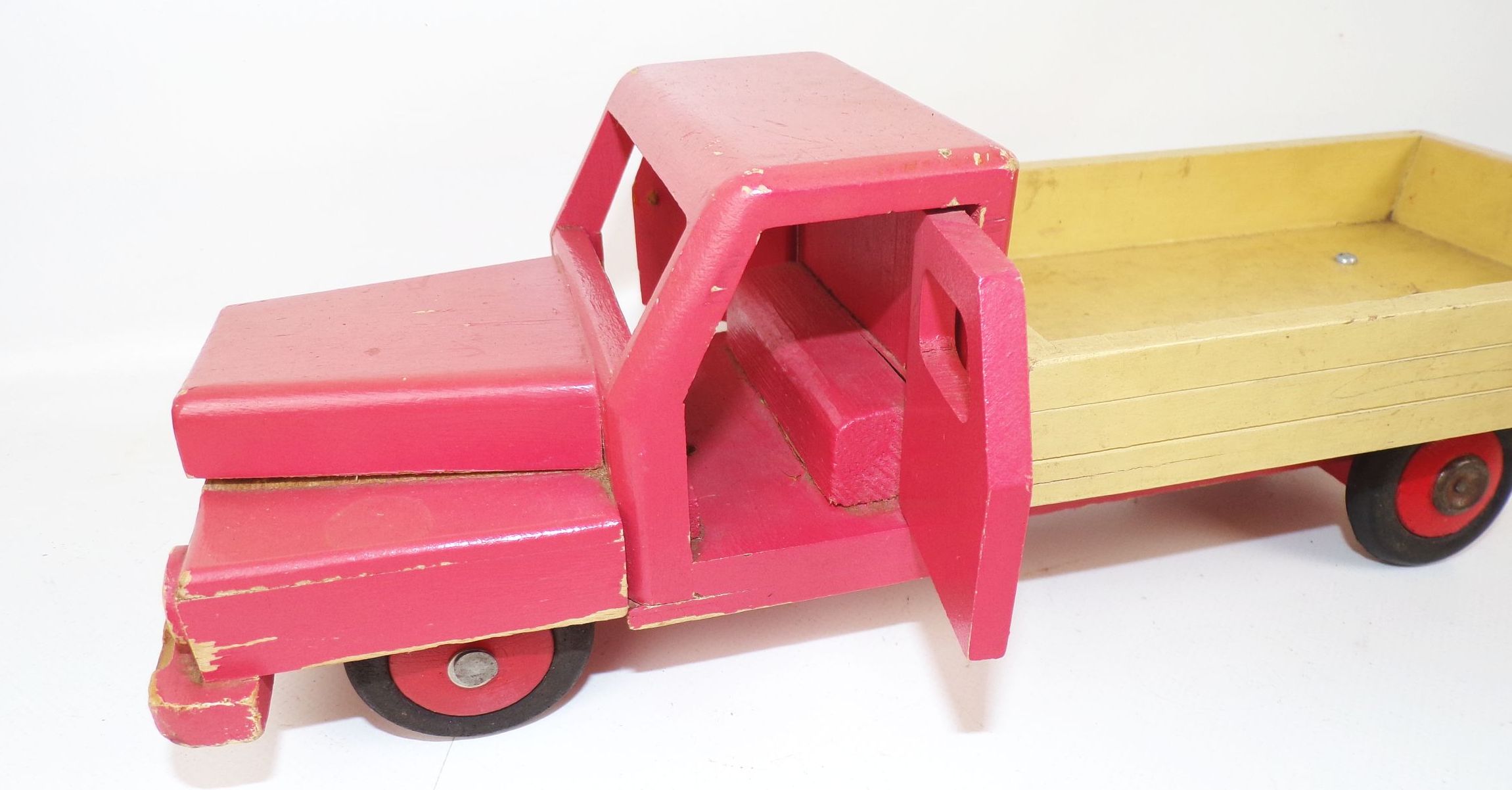 Wolfi Pritschenwagen LKW Laster Woldemar Fischer Pobershau DDR Holzspielzeug