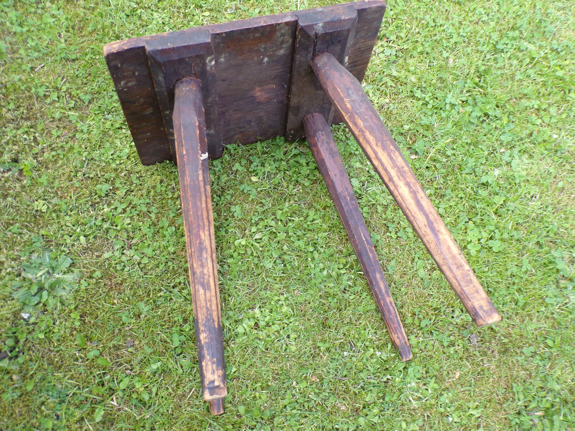 Alter Holzhocker Vierbein Schemel Holz Werkstatthocker