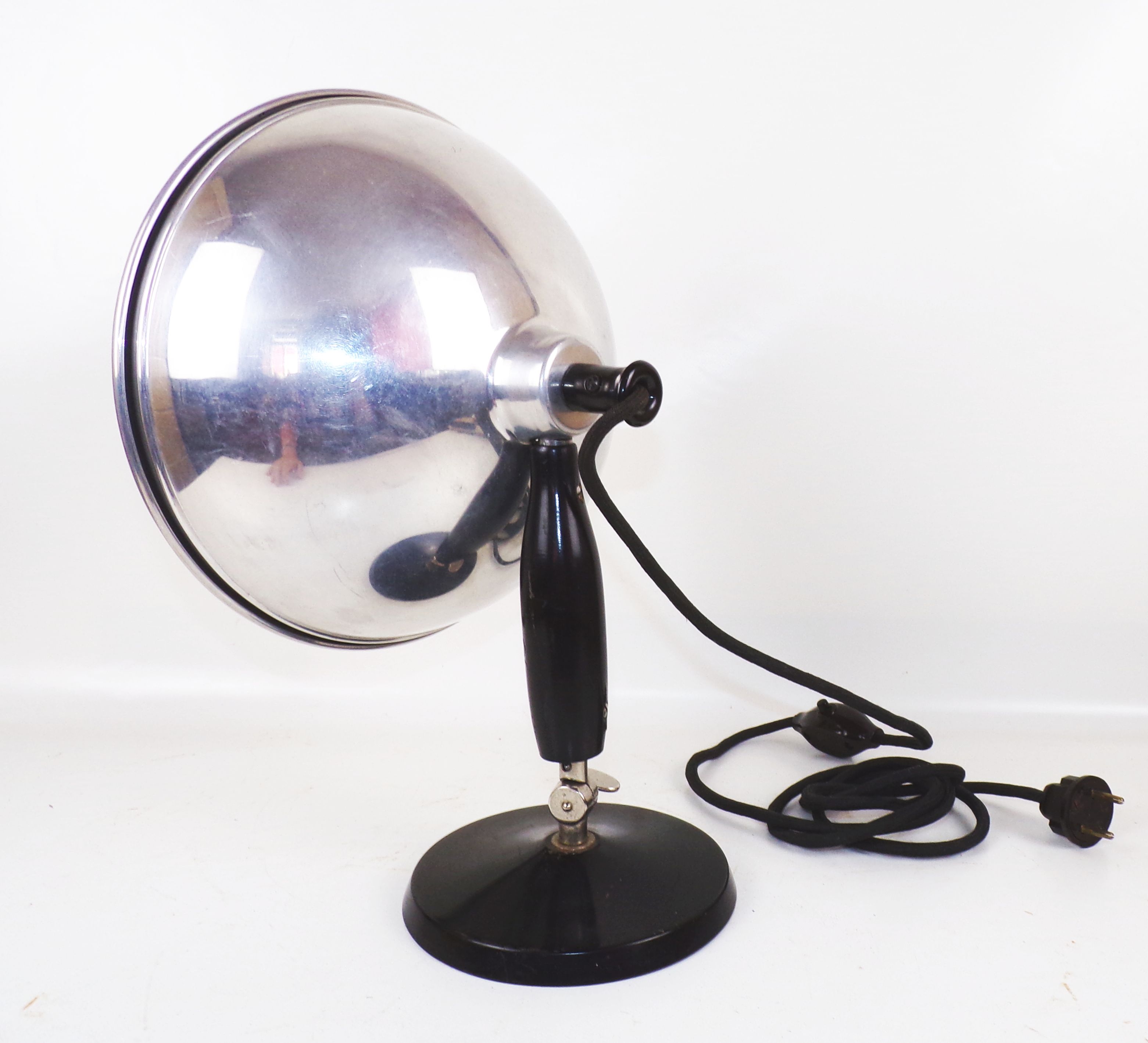 Alte Höhensonne Rotlichtlampe Aluminium Schirm Retro Look Tischleuchte 