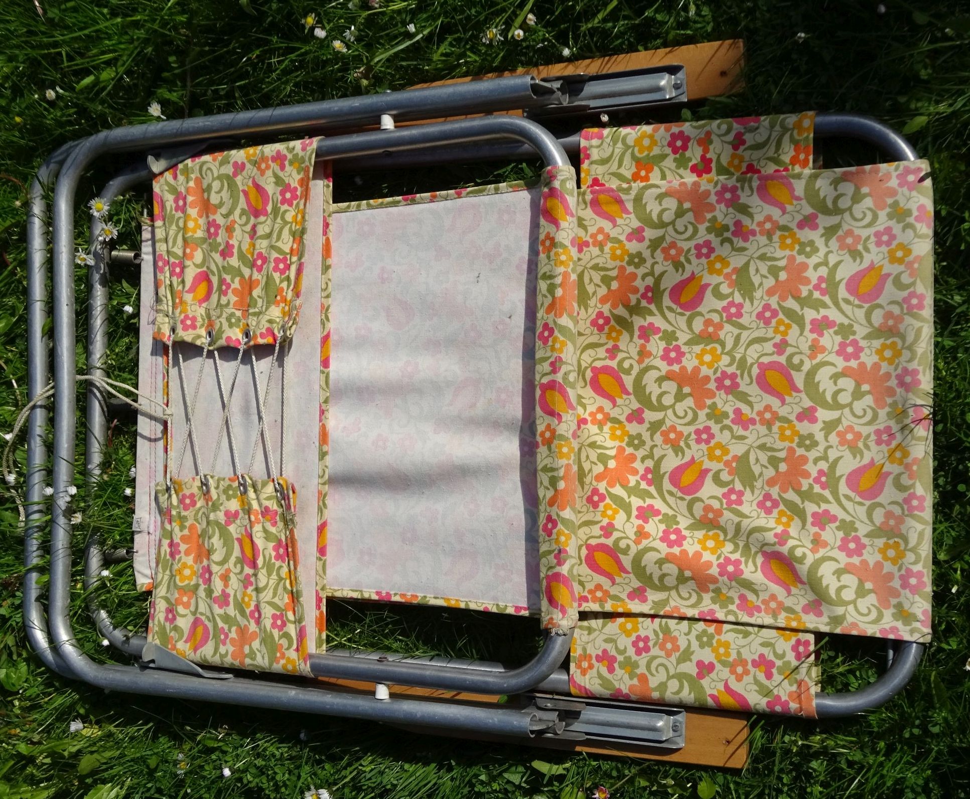 2 x alter DDR Campingstuhl Klappstuhl hohe Lehne Set Paar 2 x alter DDR Campingstuhl Klappstuhl hohe Lehne Set Paar