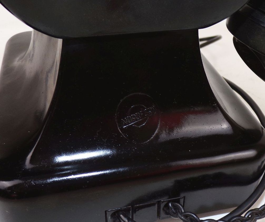 Nordfern W38 Telefon Schwarz Bakelit mit Wählscheibe true vintage