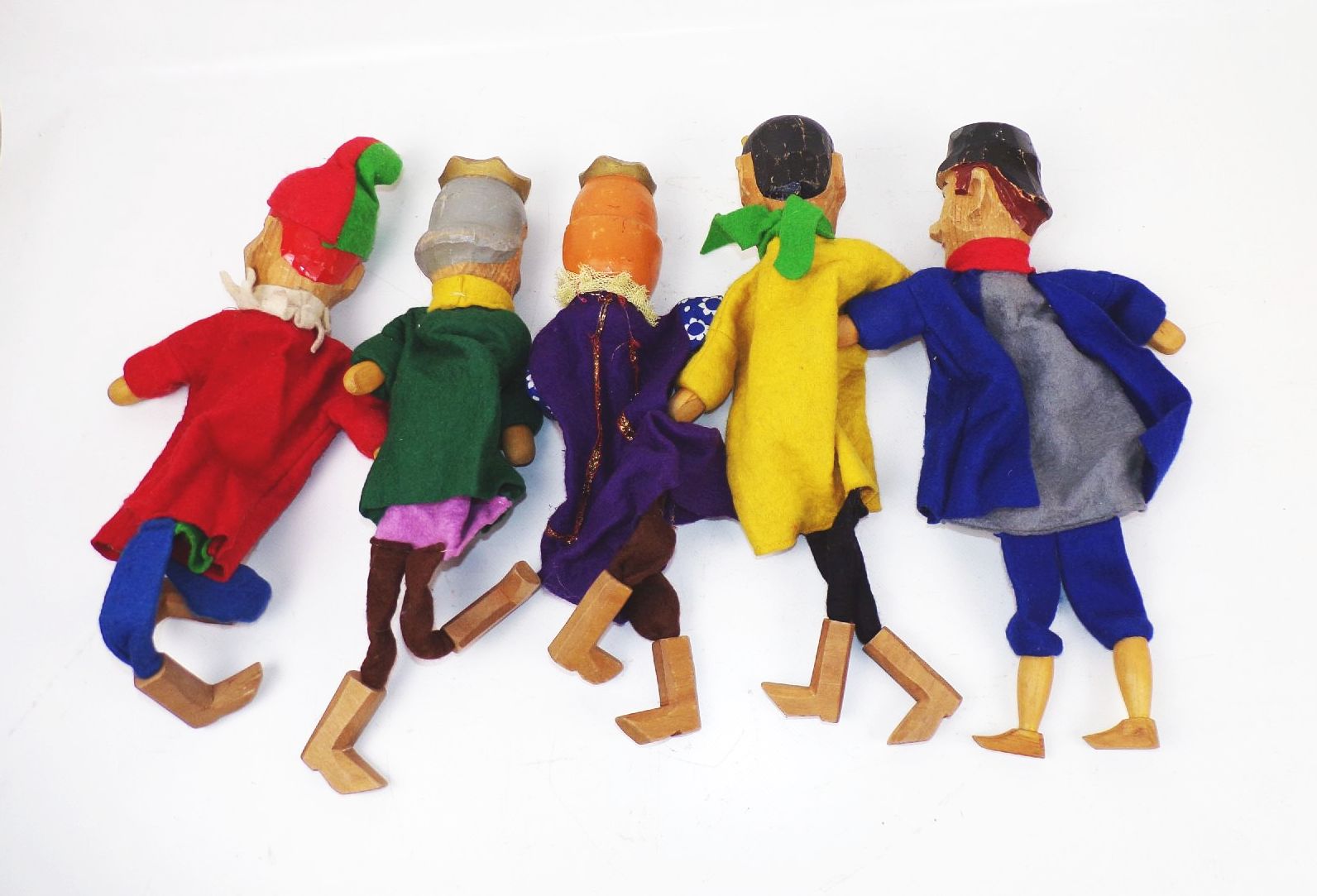 Alte Handpuppen Kasperle Puppen 5 Stück geschnitzte Köpfe 