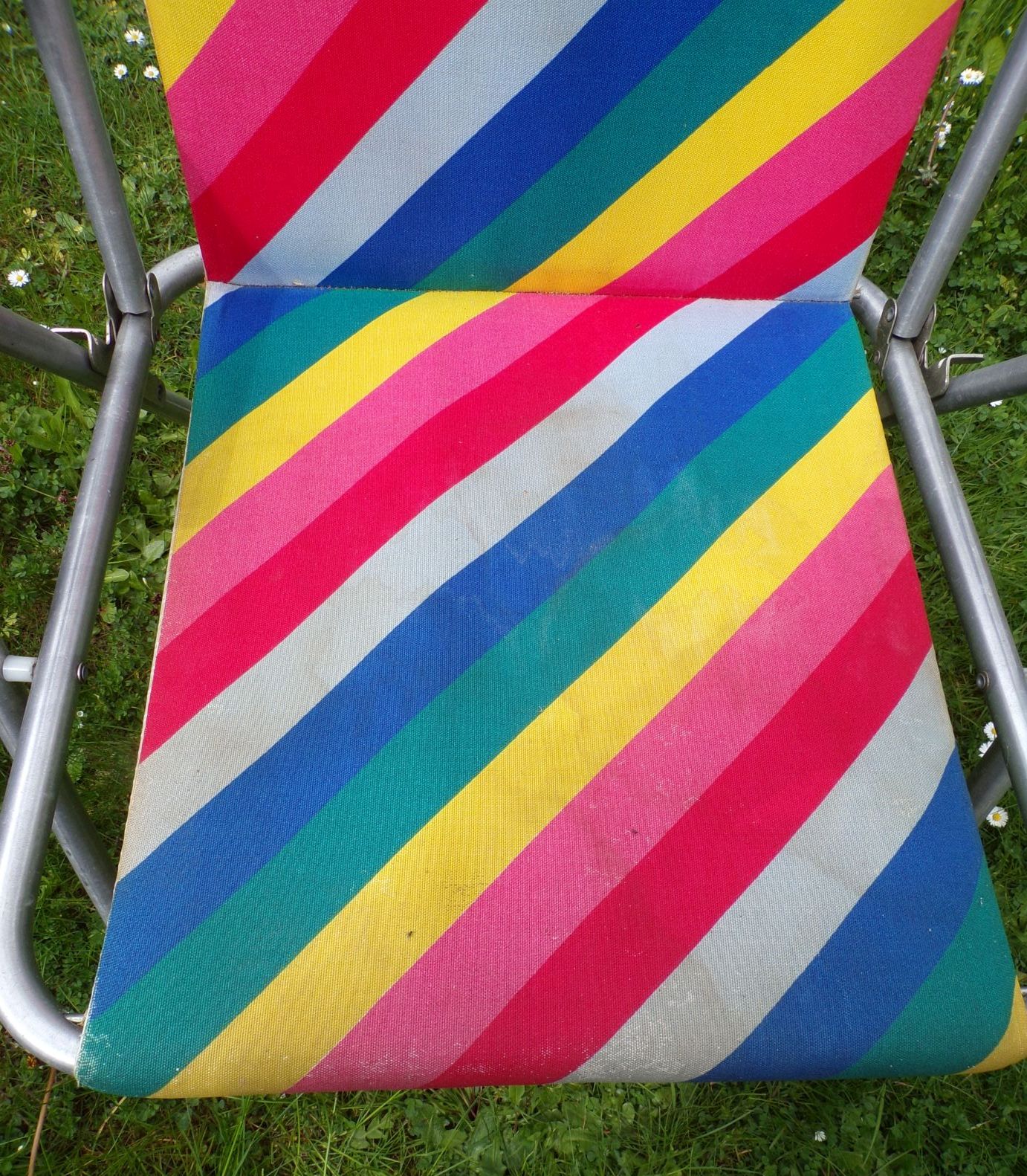 Alter Campingstuhl Bunt Retro DDR Klappstuhl true vintage