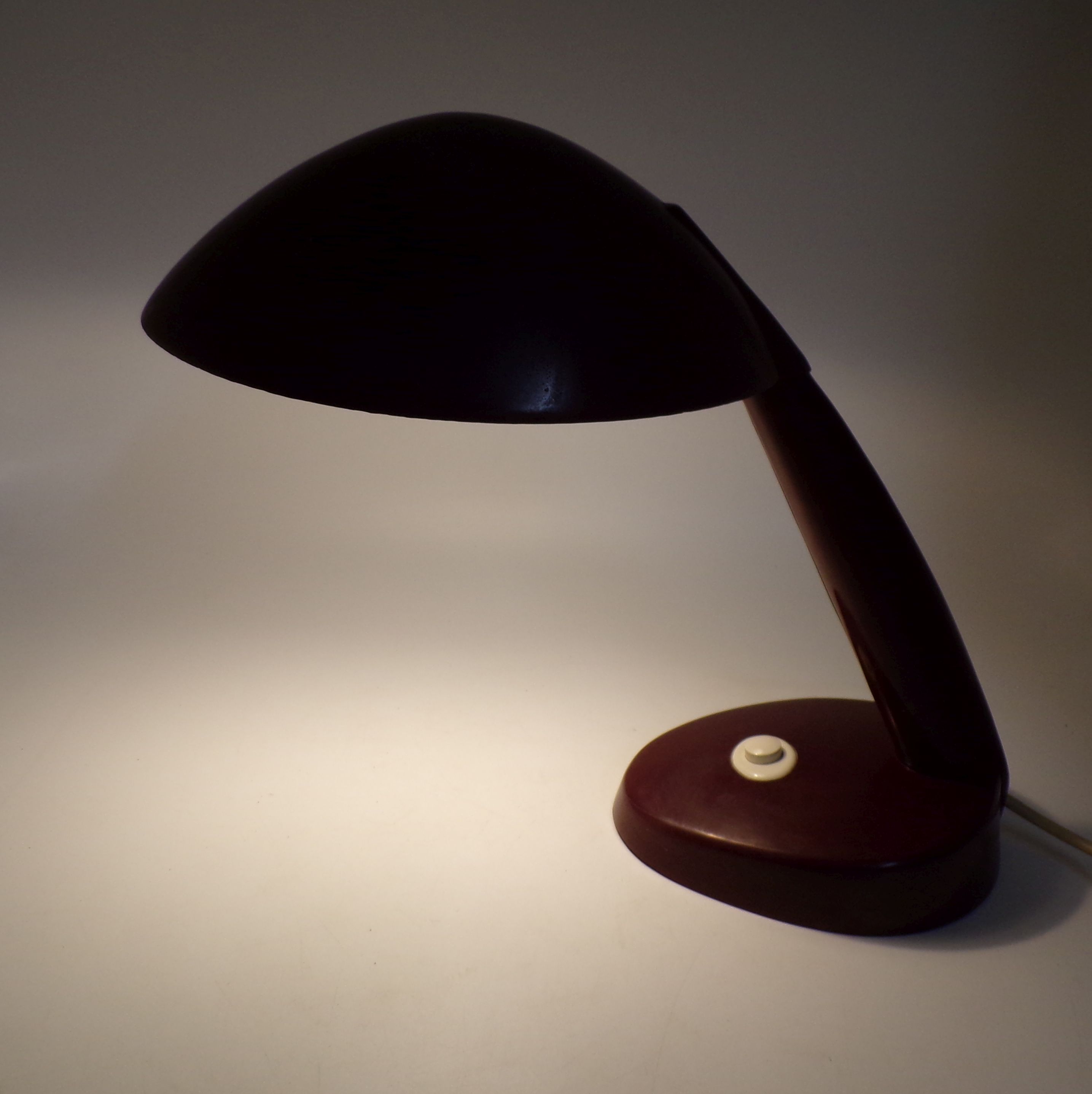 Alte Schreibtischlampe Marianne Brandt Kandem Bakelit 1950er Bauhaus Leuchte Alte Schreibtischlampe Marianne Brandt Kandem Bakelit 1950er Bauhaus Leuchte