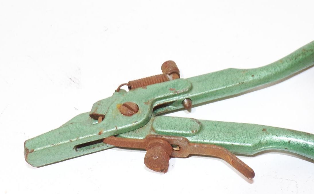 Garanto Schränkzange Sägeschrankzange altes Werkzeug