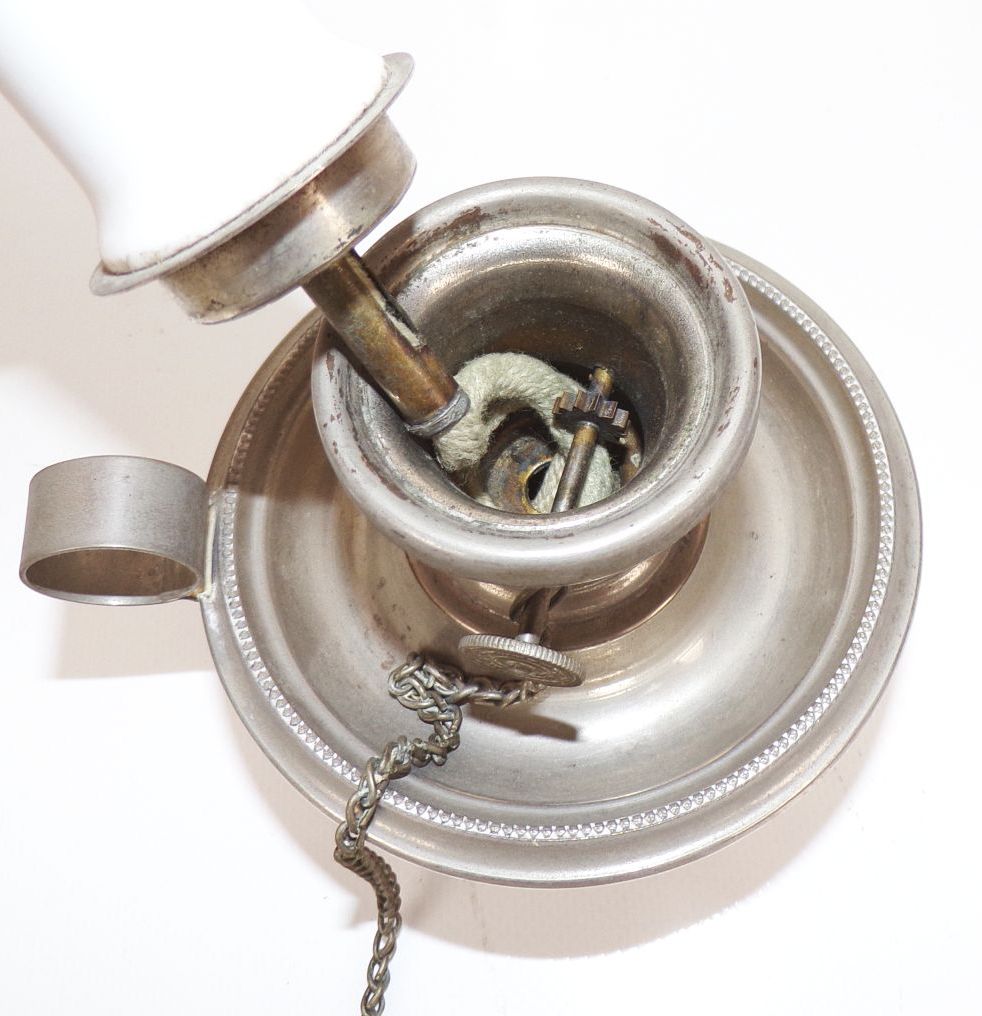 Alte Petroleumlampe Zinn Öllampe 