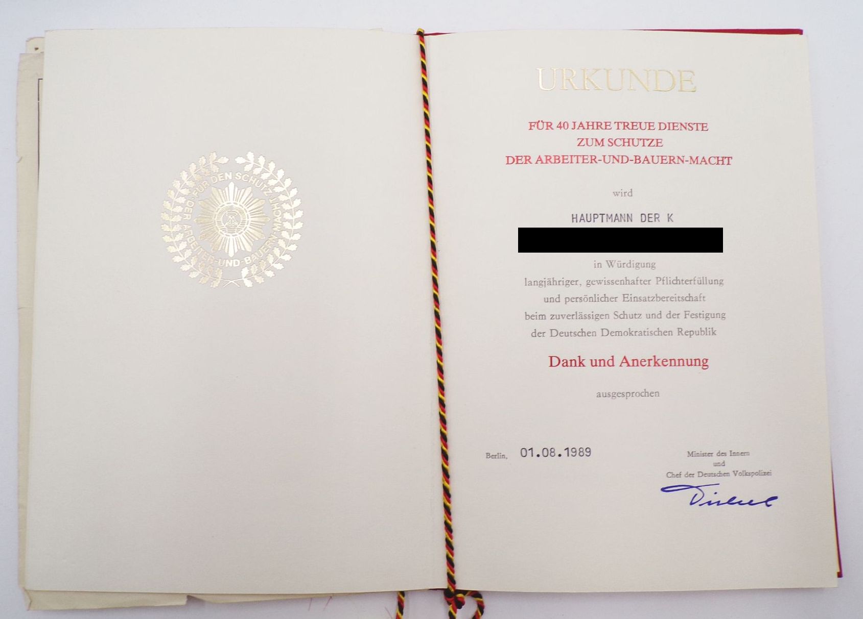 Nachlass Hauptmann der K Polizei DDR Abzeichen Urkunden Nachlass Hauptmann der K Polizei DDR Abzeichen Urkunden