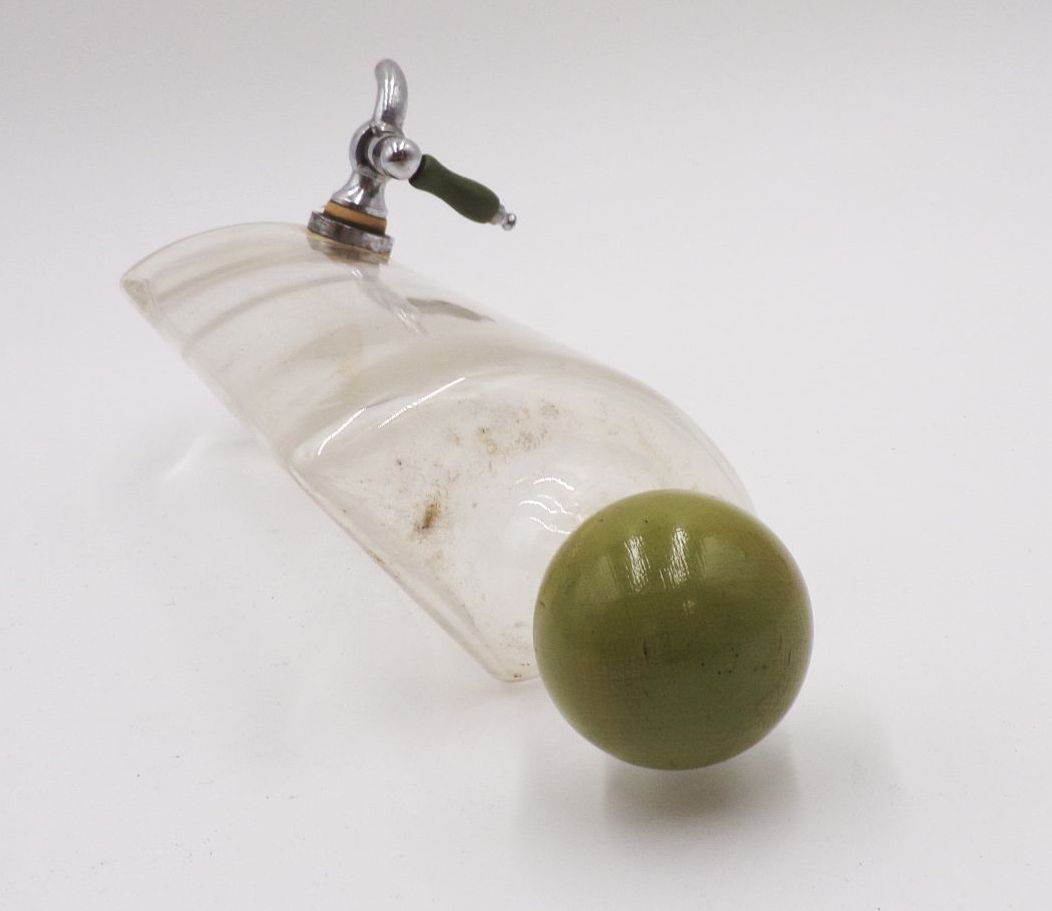 Alte Spender Haarwasser Frisör Barbier Glas 3 Stück Deko