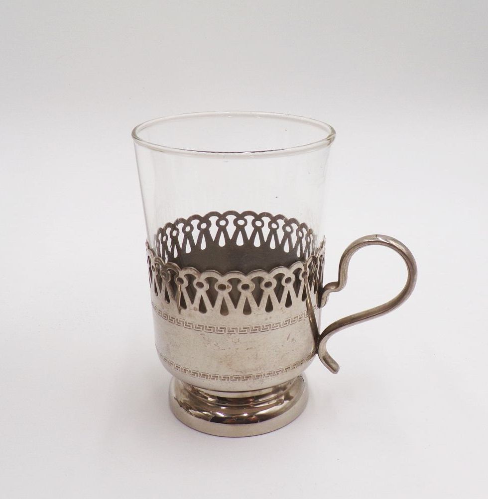 Alter Samowar UdSSR mit 2 Teegläsern 