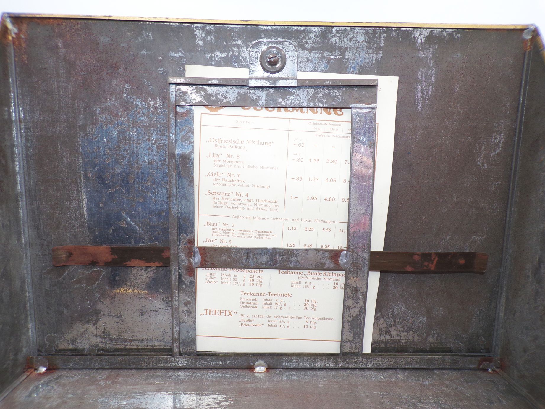 Teekanne Verkaufskasten Verkaufsvitrine Antik aus Blech 1930 er Reklame 