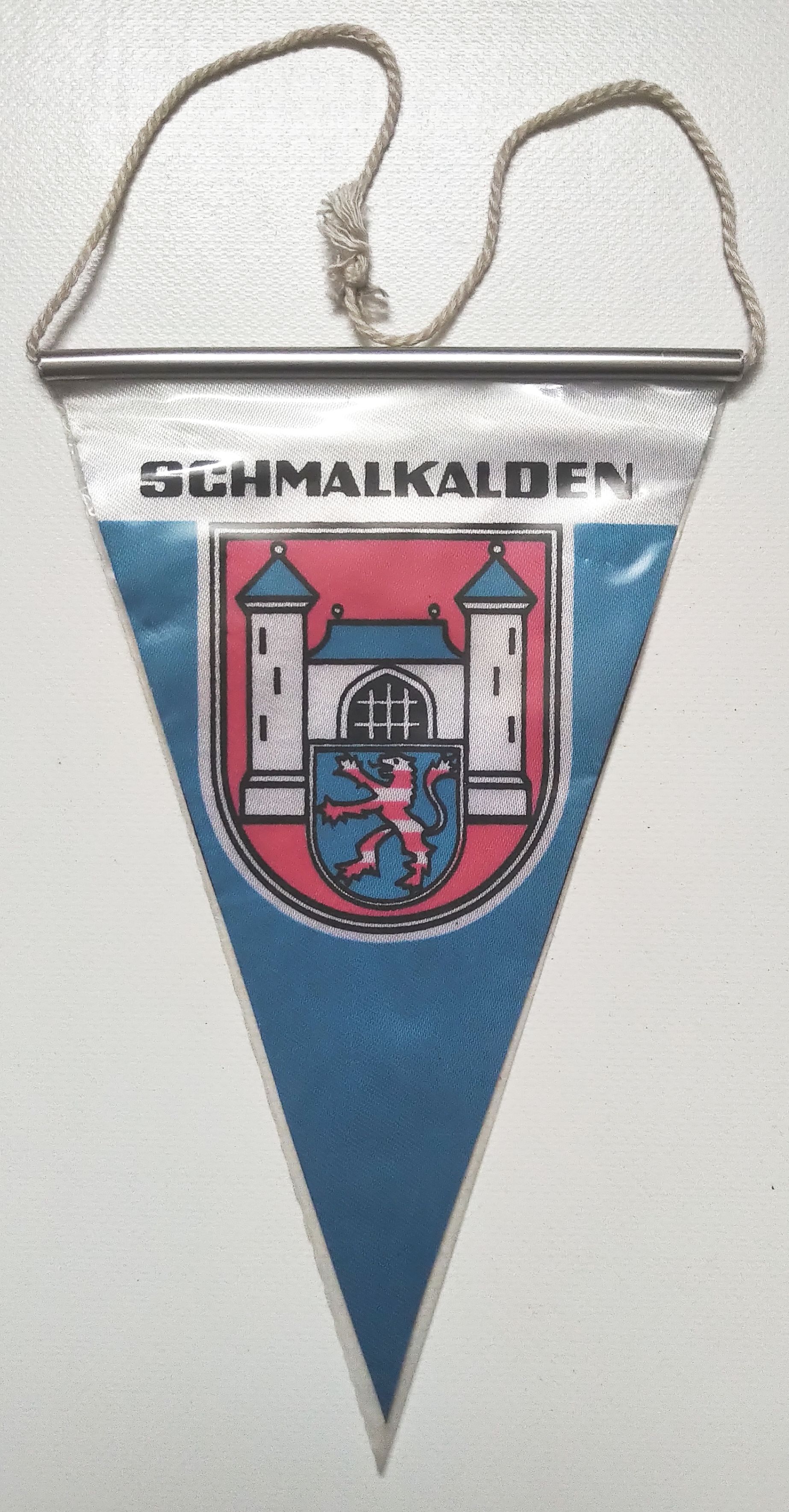 Wimpel Schmalkalden Wappen Ort Souvenir St. Georg Kirche Wimpel Schmalkalden Wappen Ort Souvenir St. Georg Kirche