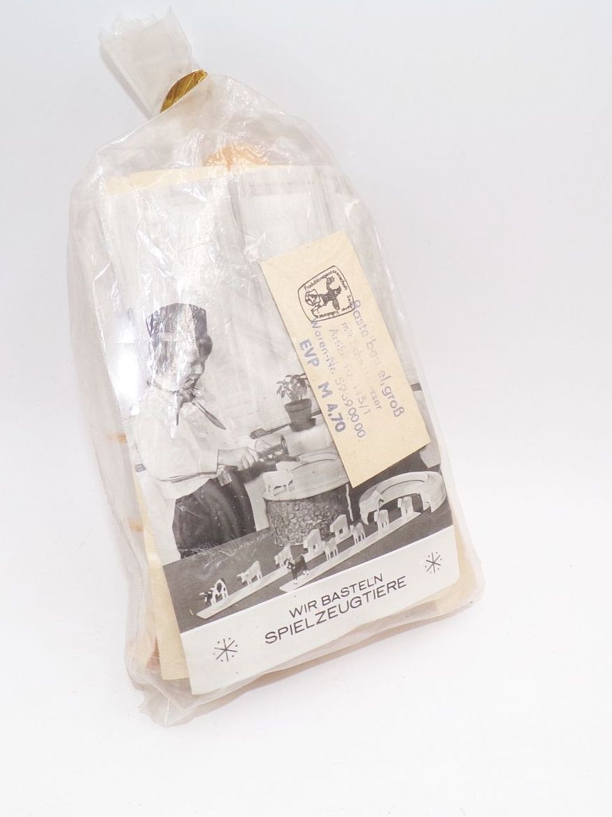 Wir basteln Spielzeugtiere DDR unbenutzt Holzspielzeug Seiffener Volkskunst