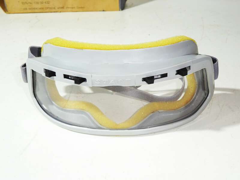 DDR ROW Sportbrille Motorradschutzbrille Start mit Belüftung Behelfsverpackung 