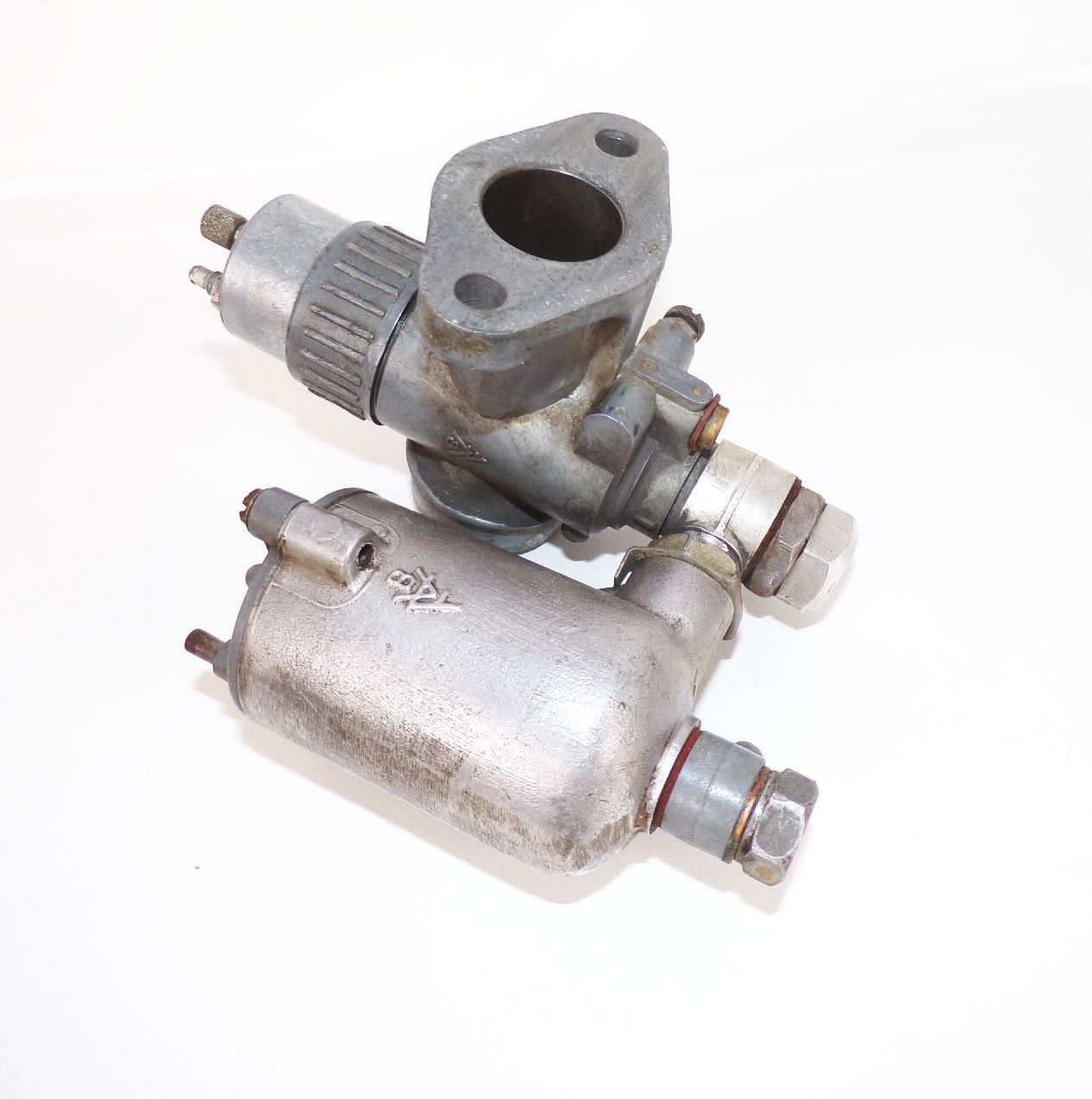 Alter Awo Vergaser BVF 