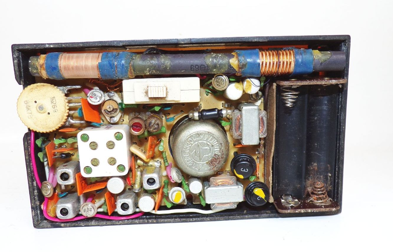 Altes Transistorradio Orbita Retro Vintage Deko defekt 