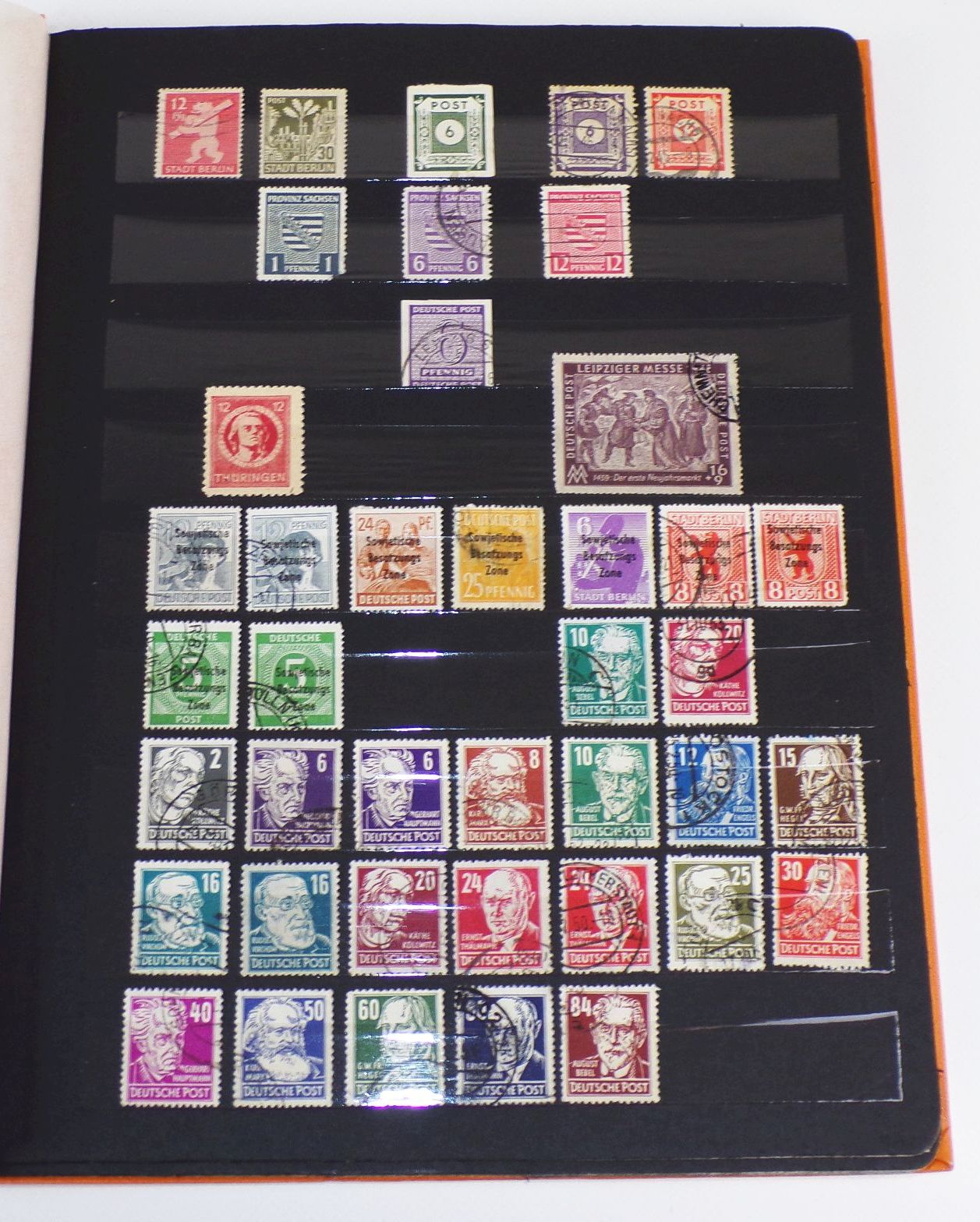 Briefmarken Sammlung Schwerpunkt DDR wenig BRD kaum Ausland 31 Alben 