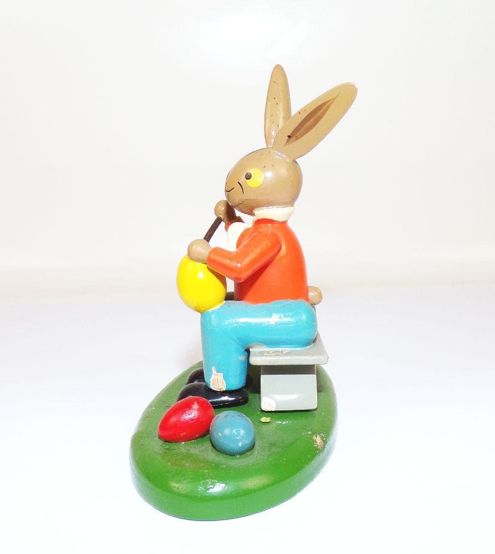 Alter Osterhase bemalt Osterei erzgebirgische Figur 