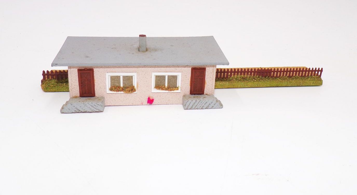Altes Modell Haltstelle Birkenhain Holz 1950er Modellbau H0 TT
