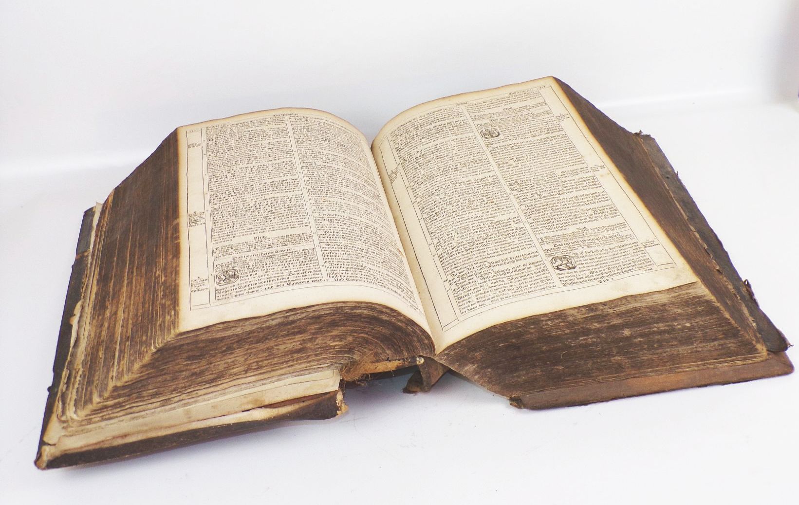 Bibel heilige Schrift Martin Luther 1703 Ledereinband 