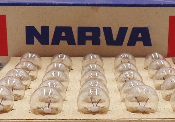 Narva Glühbirne DDR 2,5 V 0,3 A Fahrrad Beleuchtung 10 Stück Zwerglampen