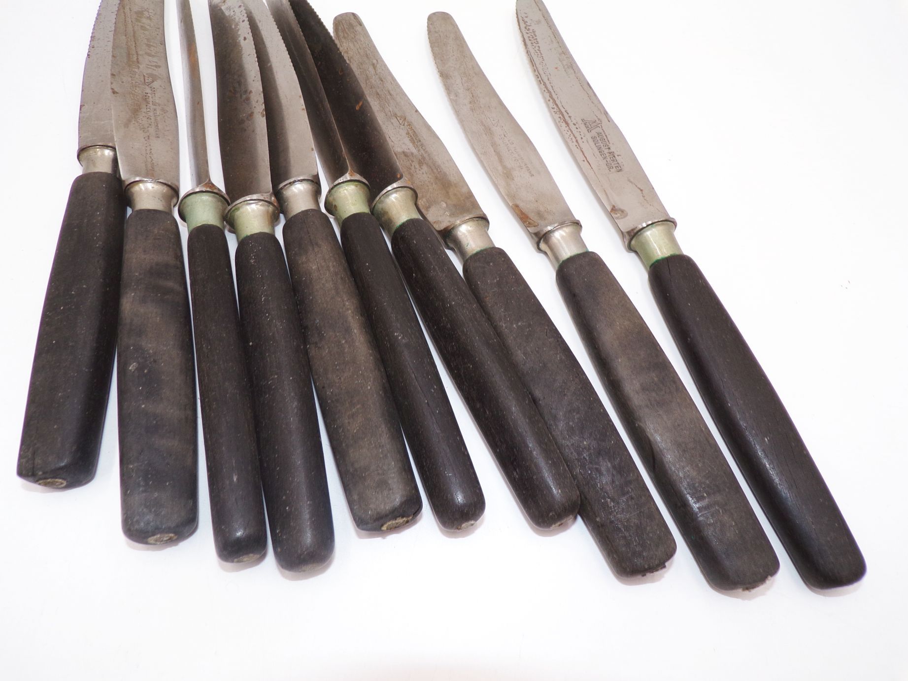 Altes Besteck Holzgriff Schwarz Antik Ersatzteile 24 Teile Messer Gabel Altes Besteck Holzgriff Schwarz Antik Ersatzteile 24 Teile Messer Gabel